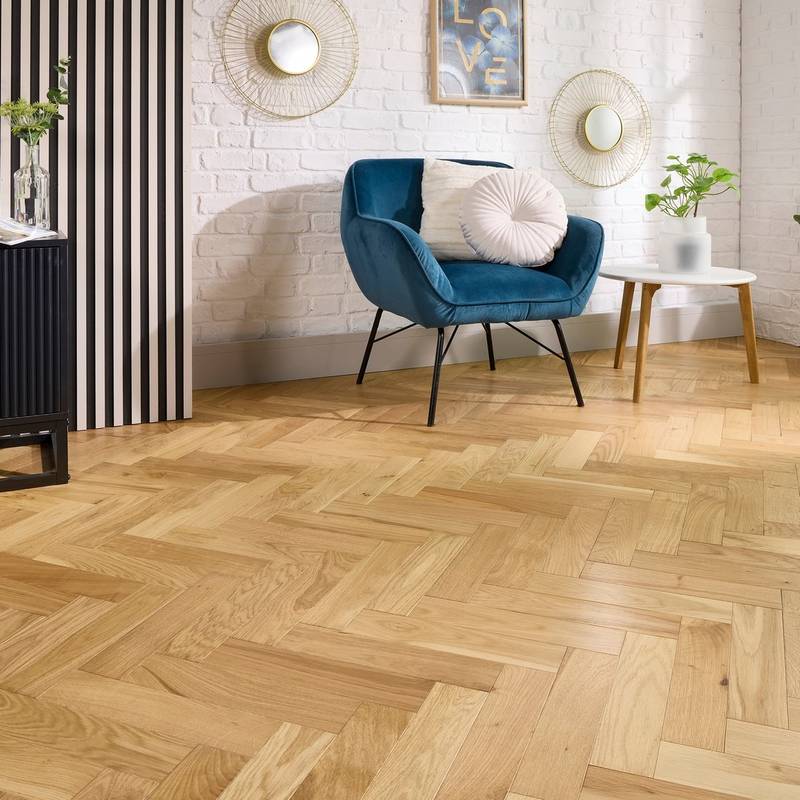 Herringbone Parquet Engineered Wood Flooring 18mm Natural Brushed Matt Lacquer - image 3