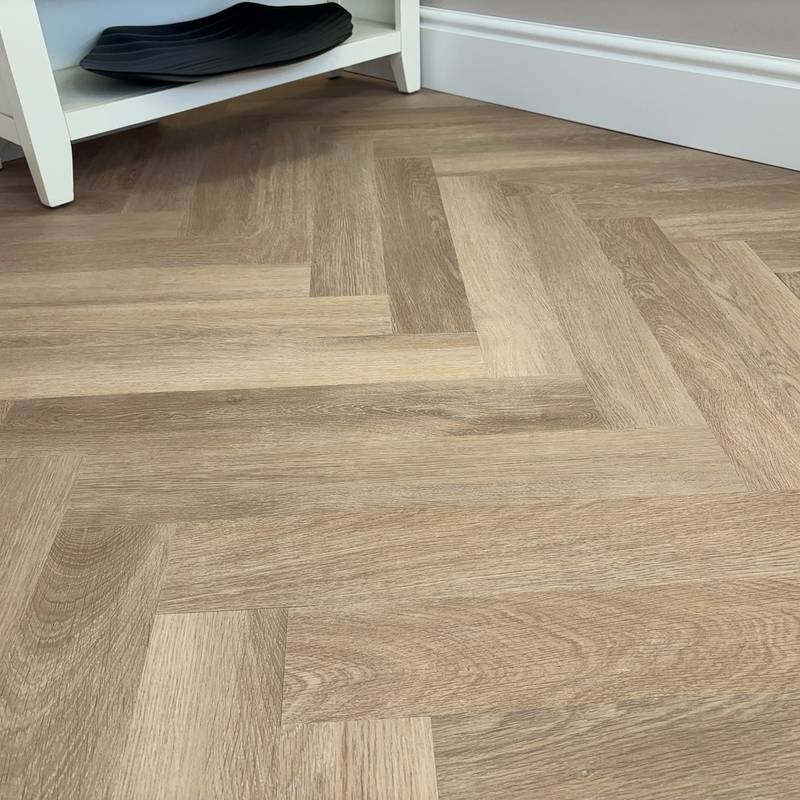 Chic Parquet LVT Flooring Dry Back Oak Haze 8001 - image 4