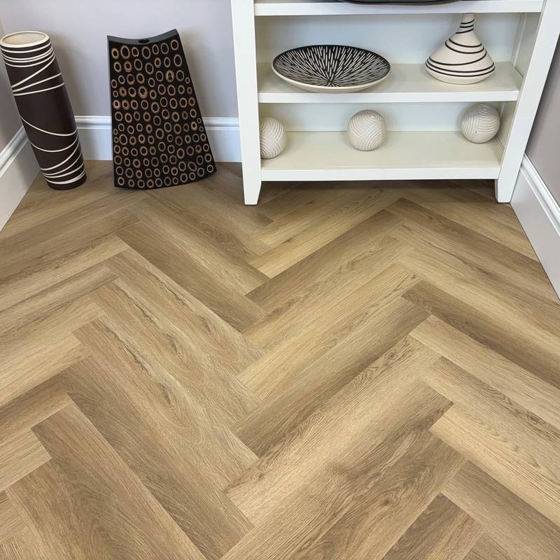 Chic Parquet LVT Flooring Dry Back Oak Nature 8002 - image 4
