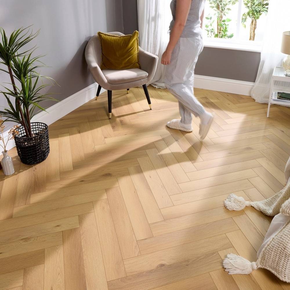 Embrace Herringbone Laminate Flooring Woodland Oak 14mm  Built-in Underlay