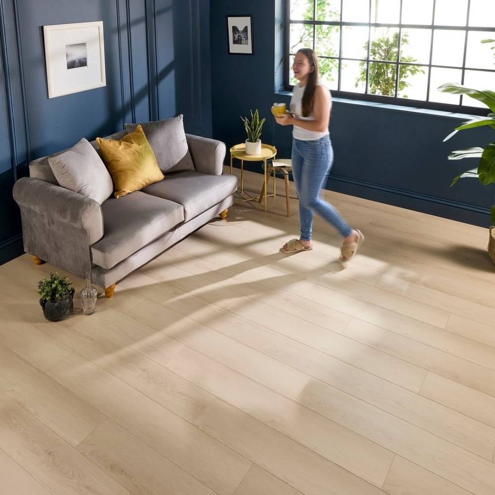 Embrace Pro Laminate Flooring 14mm Polar Oak AC5 Built-in Underlay