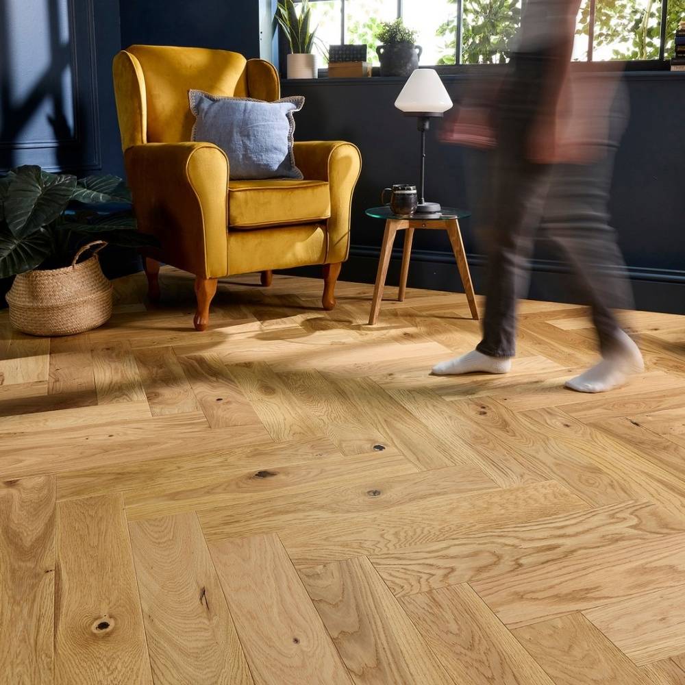 Herringbone Parquet Engineered Wood Flooring 14mm Essential Oak Brushed Lacquer