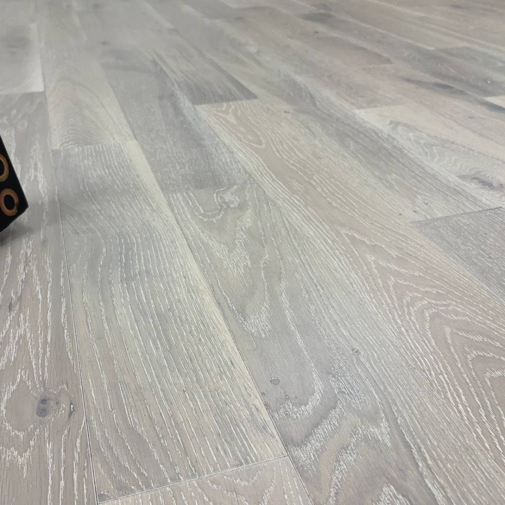 Abbey Claro Engineered Wood Flooring White Wash Oak 10mm x 125mm Brushed Matt Lacquer  - Big
