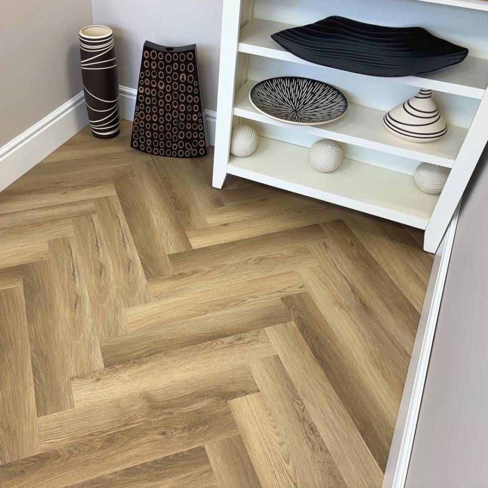 Chic Parquet LVT Flooring Dry Back Oak Nature 8002