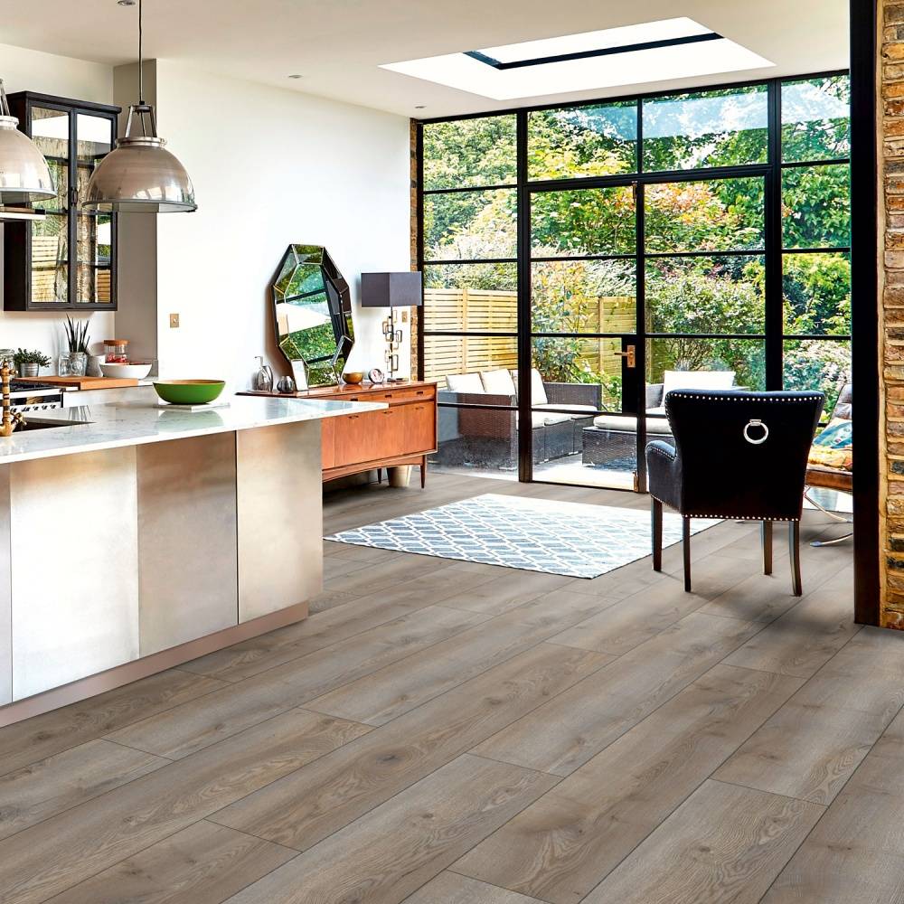 Embrace XL Laminate Flooring 10mm Ridge Oak 0762