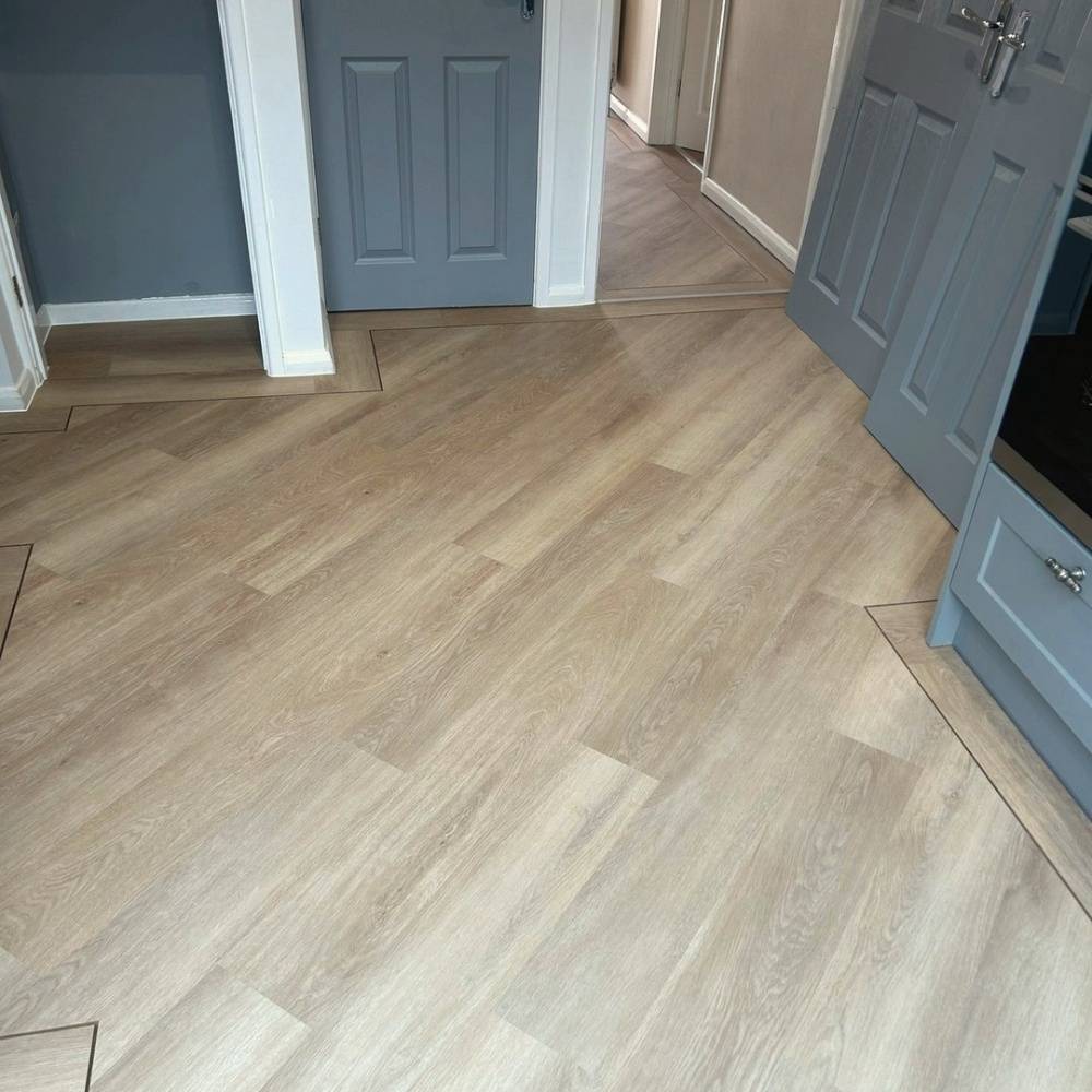 Engrave Oak Haze Luxury Vinyl Flooring Plank 7001