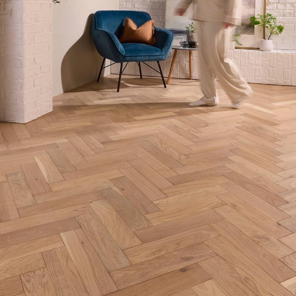 Herringbone Parquet Engineered Wood Flooring 18mm Deep Brushed White Oiled