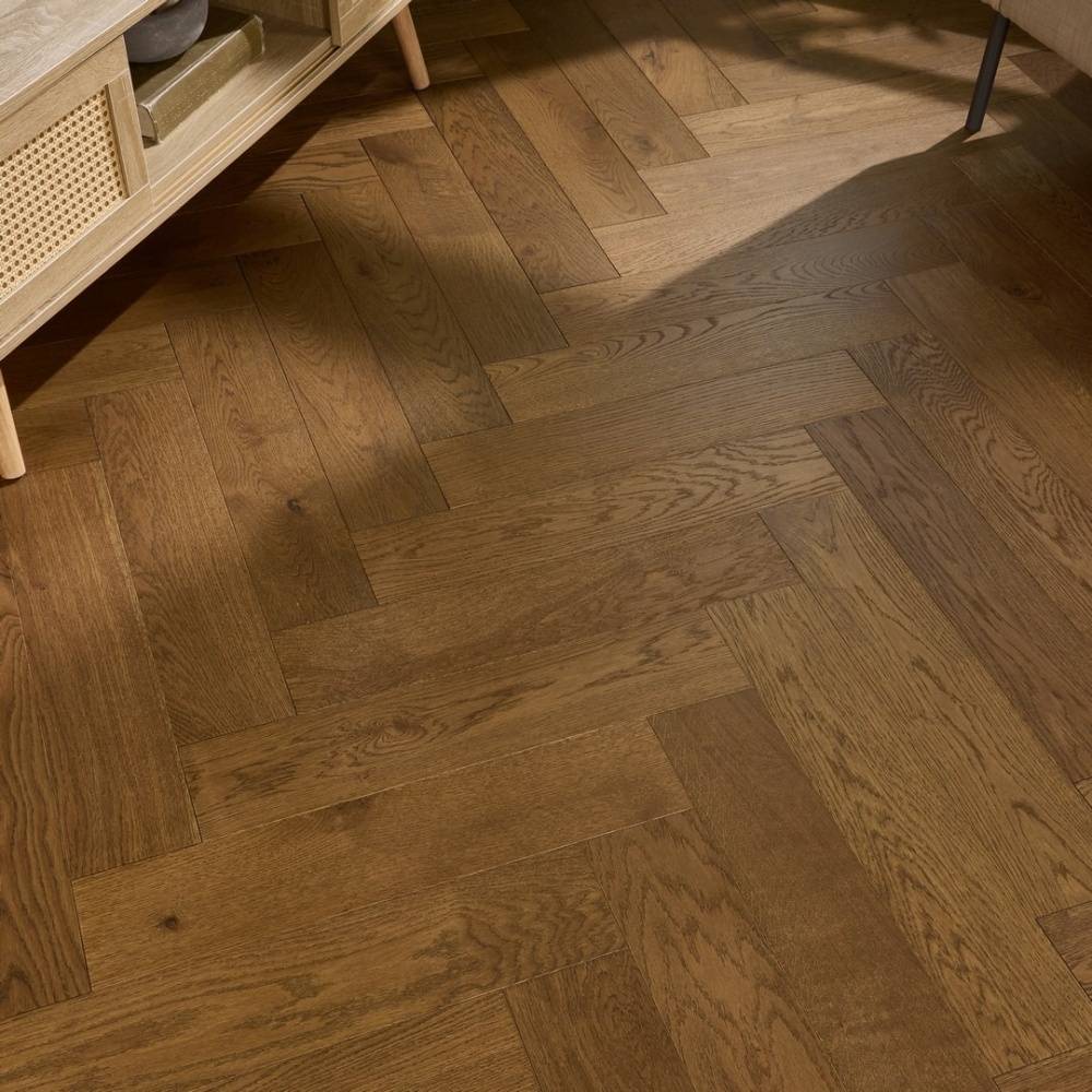Herringbone Parquet Engineered Wood Flooring Brushed Matt Lacquer 14mm Harvest Oak - Big