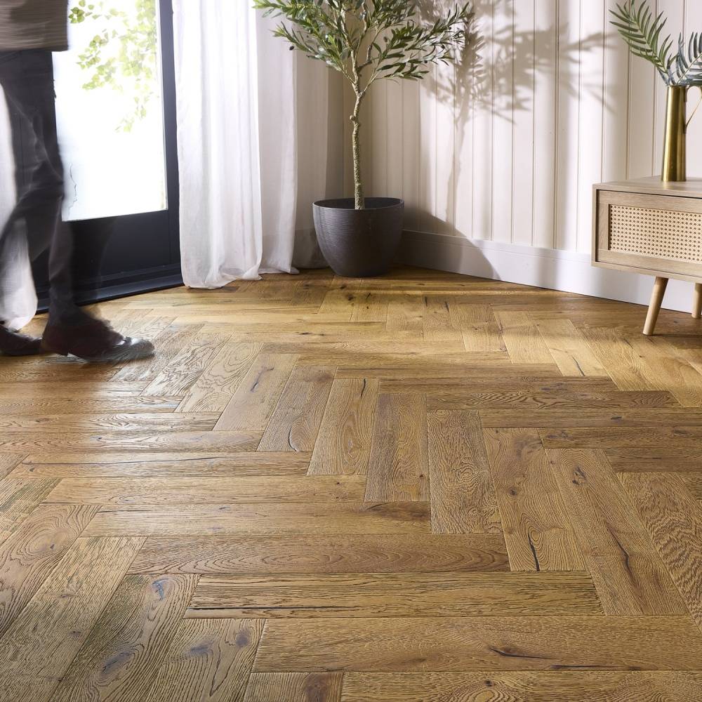 Herringbone Parquet Engineered Wood Flooring 15mm Rich Oak Hard Wax Oiled