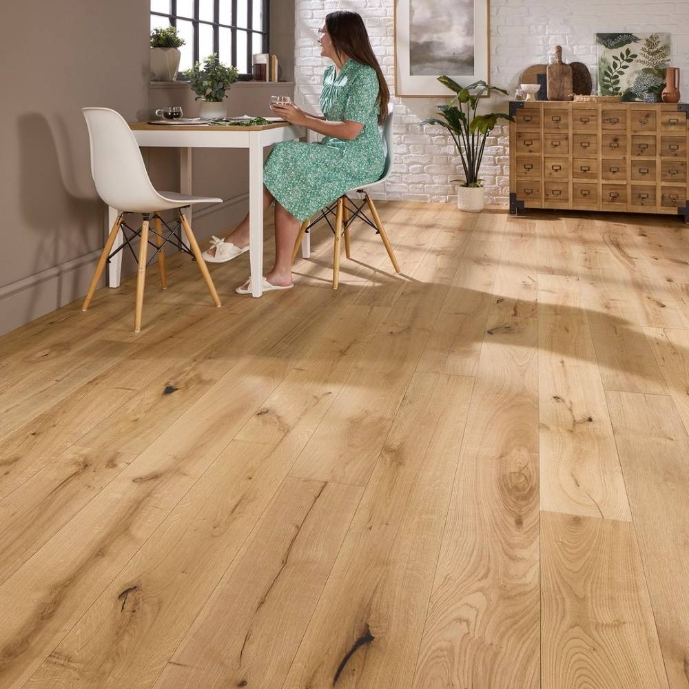 Manor Elton Engineered Wood Flooring 18mm x 190mm Natural Oak Brushed Oiled 