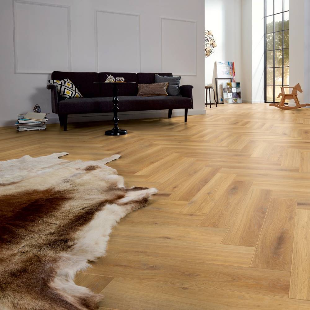 Prestige Herringbone Laminate flooring Classic Natural Oak 8mm 3861