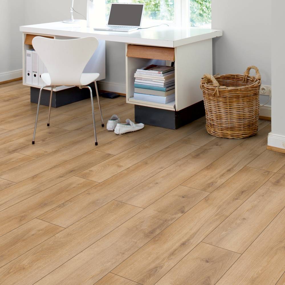 Prestige Natur Oak 7mm V-Groove Click Laminate Flooring 3903
