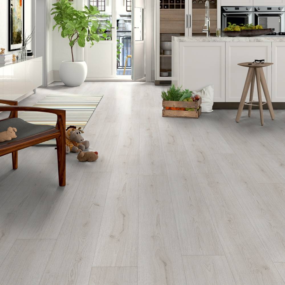 Prestige Laminate Flooring White Oak 8mm V-Groove 3201