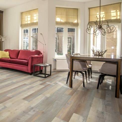 Aqua Plank 5G Henna Oak Click Vinyl Flooring