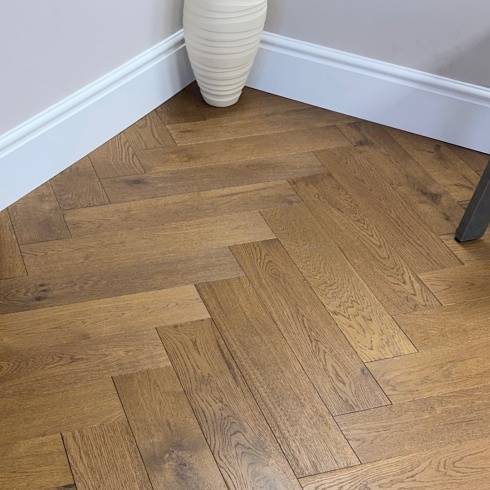 Herringbone Parquet Brushed Matt Lacquer 14mm Harvest Oak Engineered
