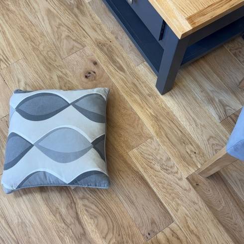 Manor Althorpe 18mm Natural Lacquer Engineered 
