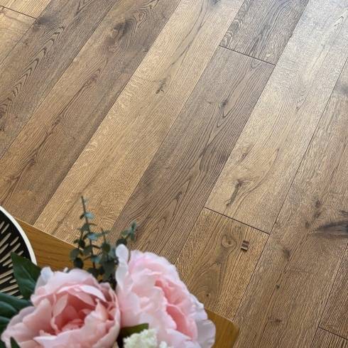 Manor Otley 18mm Natural Blackline Brushed Matt Lacquered Engineered 