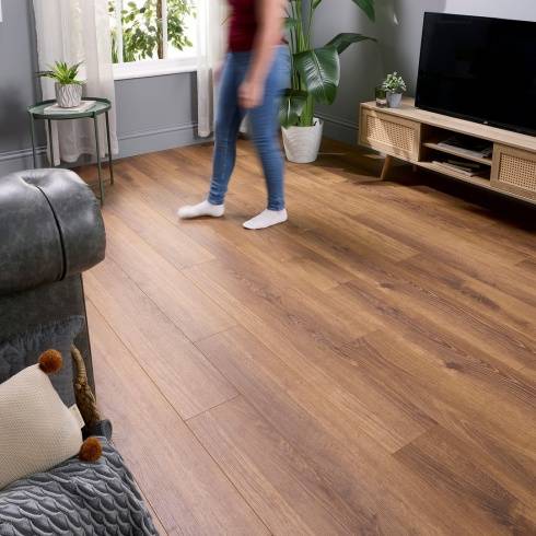 Embrace Pro  Laminate Flooring 14mm Smoked Oak AC5 Built-in Underlay