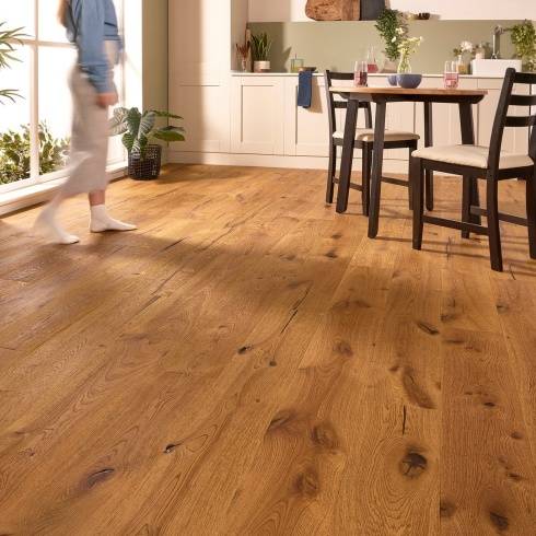 Loire Rich Oak Distressed Wax Oil 15mm Engineered 