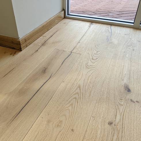Loire Engineered Wood Flooring 15mm x 190mm Bare Distressed Heavy Brushed