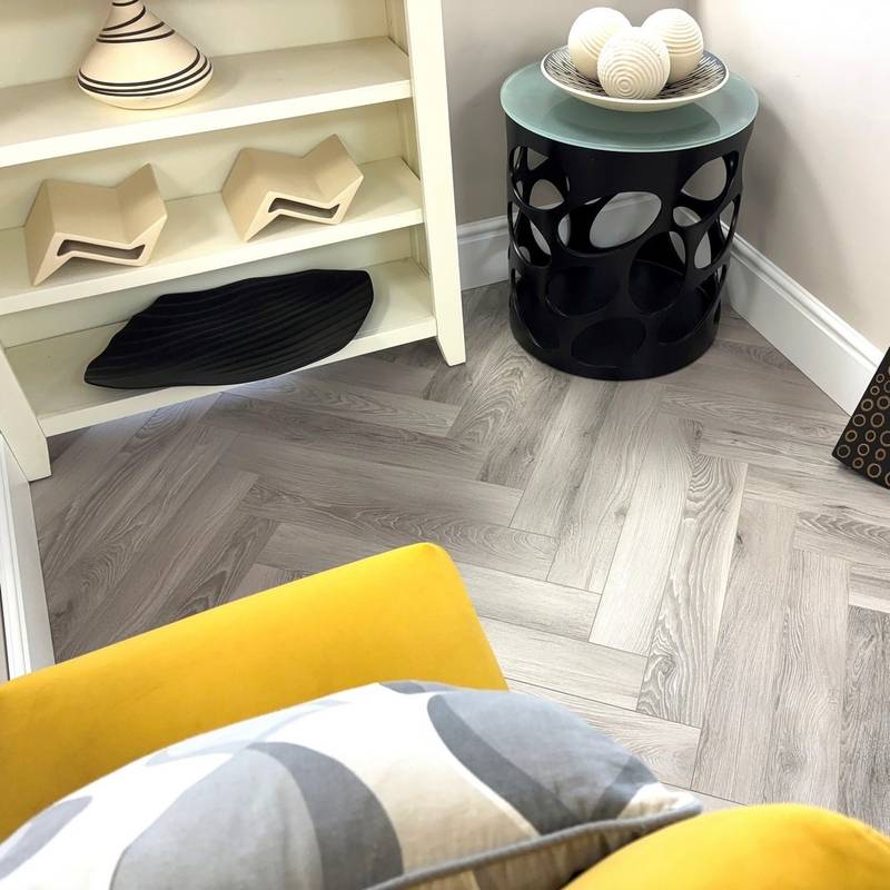 Embrace Herringbone Laminate Flooring Washed Oak 12mm - image 3