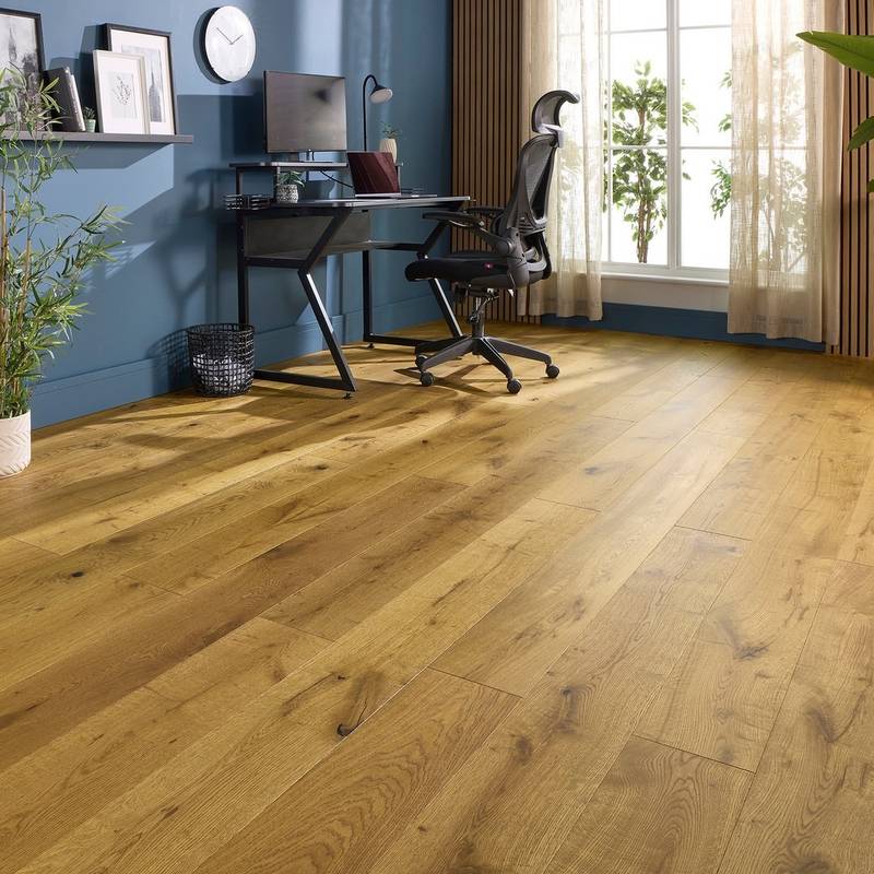Manor Corsham Engineered Wood Flooring 18mm x 190mm Golden Brushed Oiled - image 4