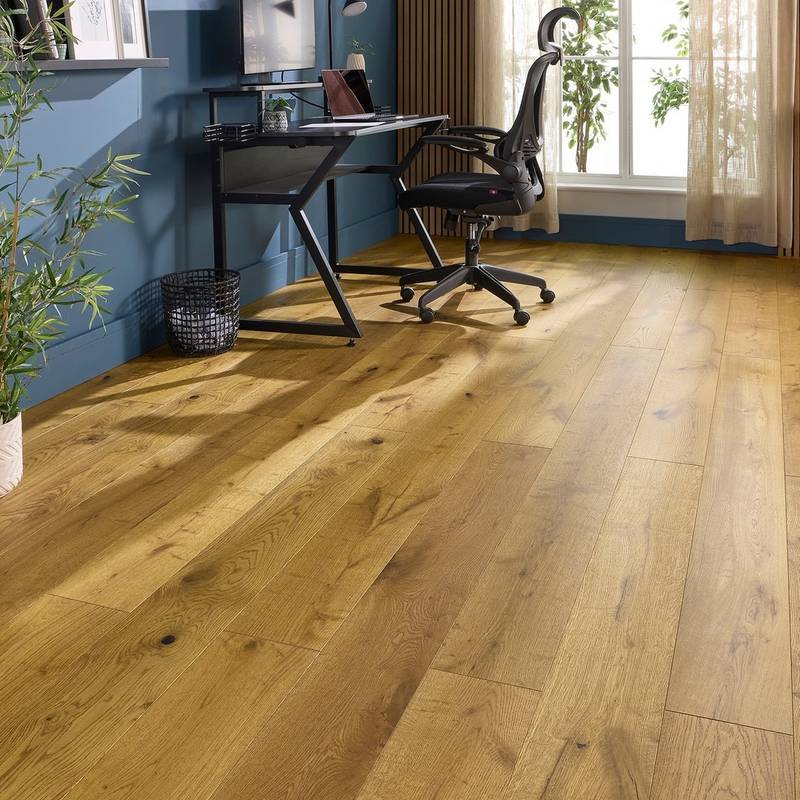 Manor Corsham Engineered Wood Flooring 18mm x 190mm Golden Brushed Oiled - image 5