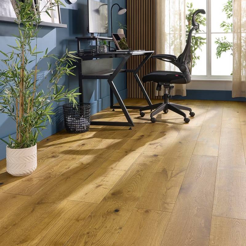 Manor Corsham Engineered Wood Flooring 18mm x 190mm Golden Brushed Oiled - image 6