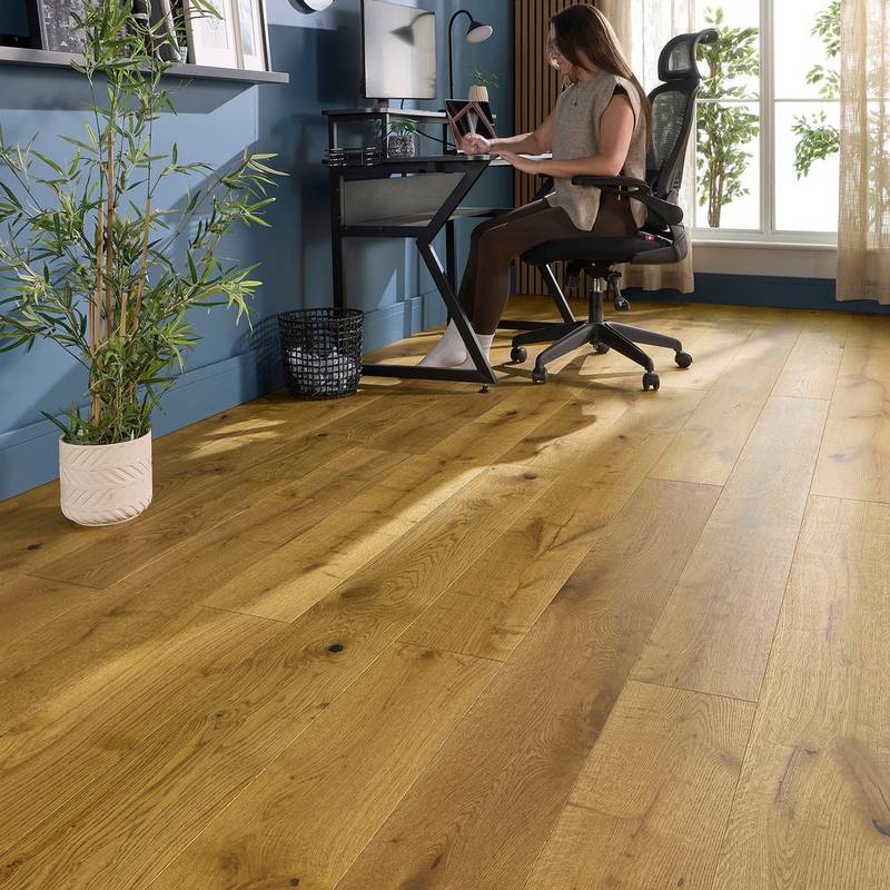 Manor Corsham Engineered Wood Flooring 18mm x 190mm Golden Brushed Oiled - image 8