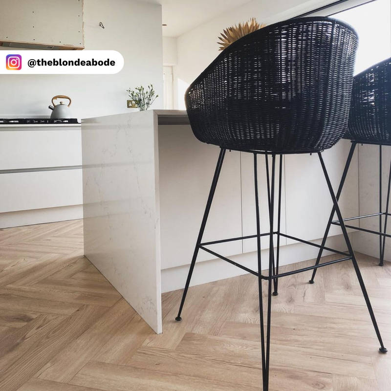 Prestige Herringbone Laminate Flooring Iris Oak 8mm  3773 - image 6